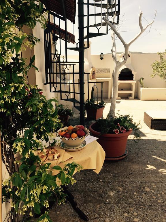 Neathon Rooms Noto Exterior photo